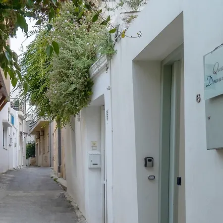 Apartment Quattro Domus 4-historical Townhouse *
